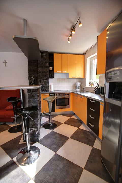 Apartment Sally - Unit 180399-16