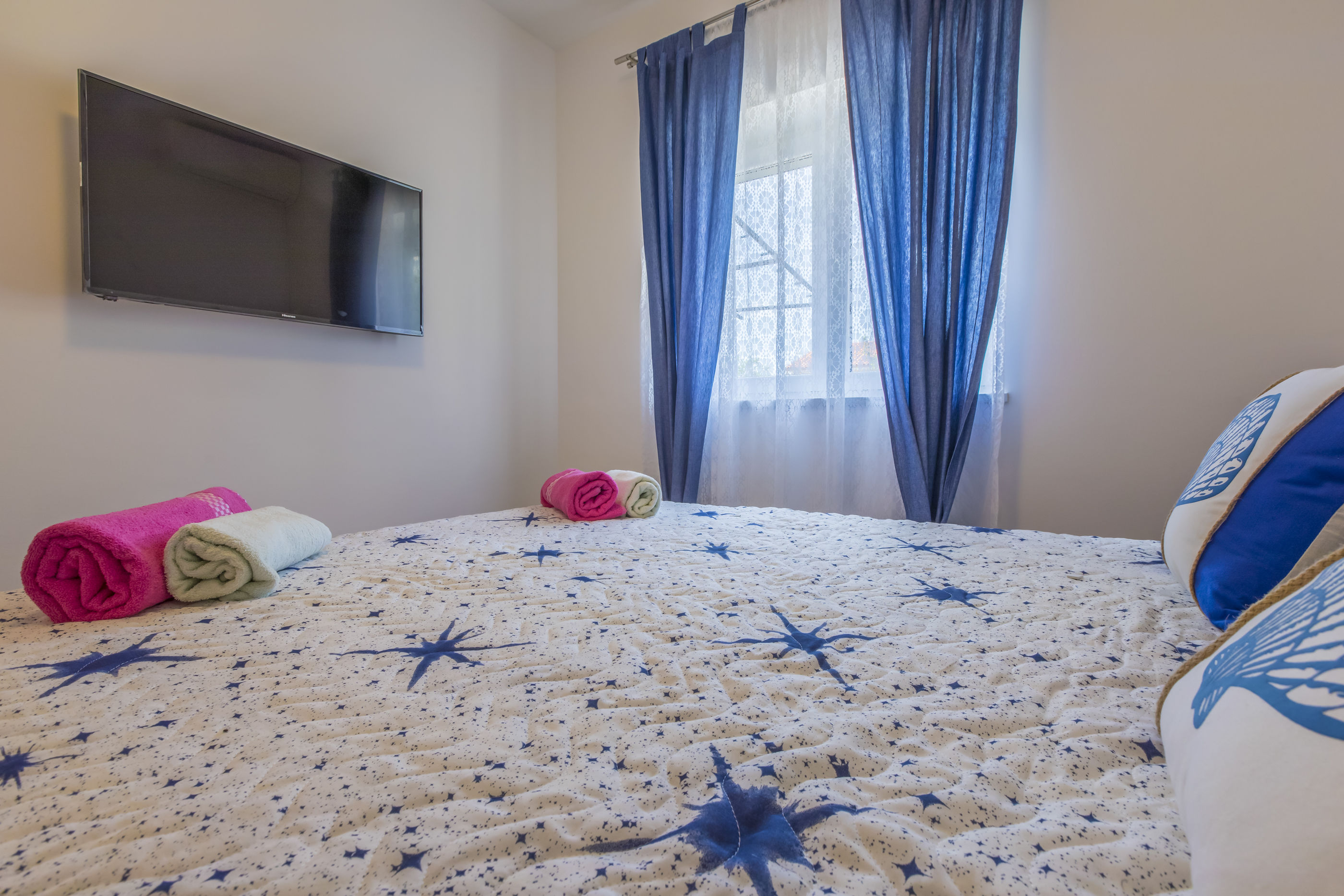 Rooms Nevenka 2 - S2 - Novi Vinodolski Rooms Nevenka 2 - S2 - Novi Vinodolski