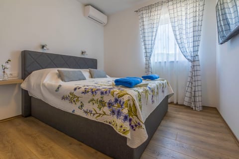 Rooms Nevenka 2 - Unit 180401-16