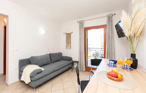 Apartments Ljiljana - Unit 180415-16