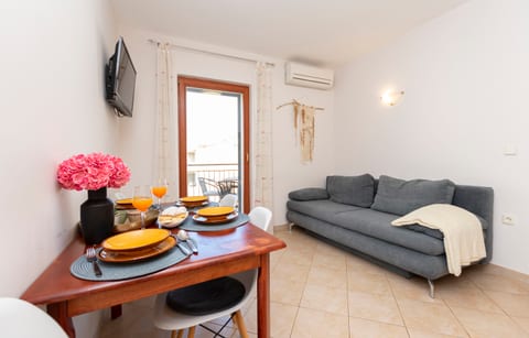 Apartments Ljiljana - Unit 180416-16