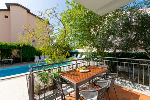 Apartments Ljiljana - Unit 180420-16