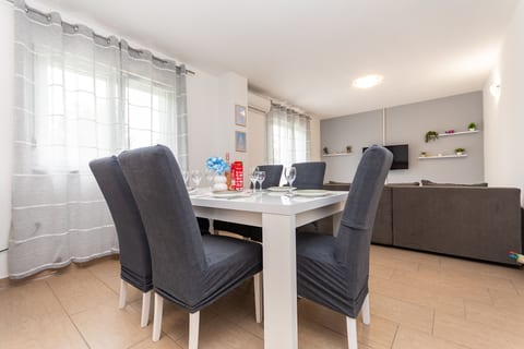 Apartment Cherry Garden - Unit 203807-16