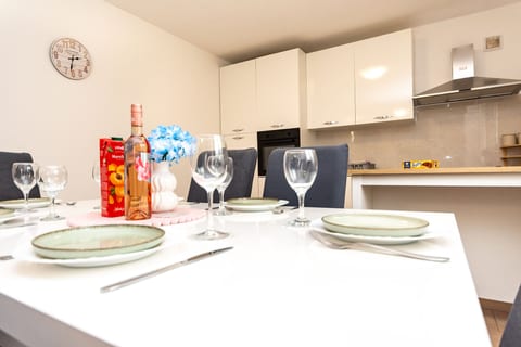 Apartment Cherry Garden - Unit 203807-16
