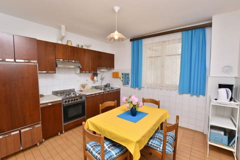 Apartment Varos 1 - Unit 203840-16