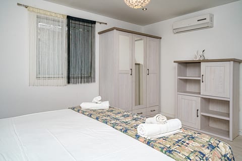 Apartments Zinfandel Vodice - Unit 203908-16