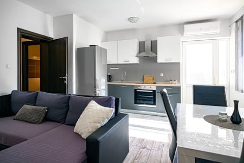 Apartments Zinfandel Vodice - Unit 203908-16