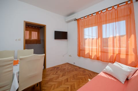 Apartments Mirjana B - Unit 206247-16
