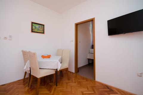 Apartments Mirjana B - Unit 206247-16