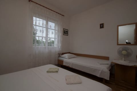Rooms Kuća Marija i Velimir - Unit 206292-16