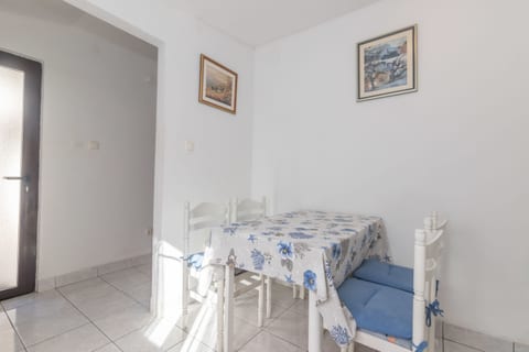 Apartments Jakša - Unit 206321-16