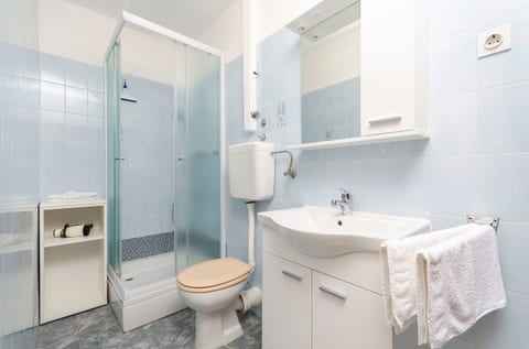 Apartments Rajka - Unit 206407-16