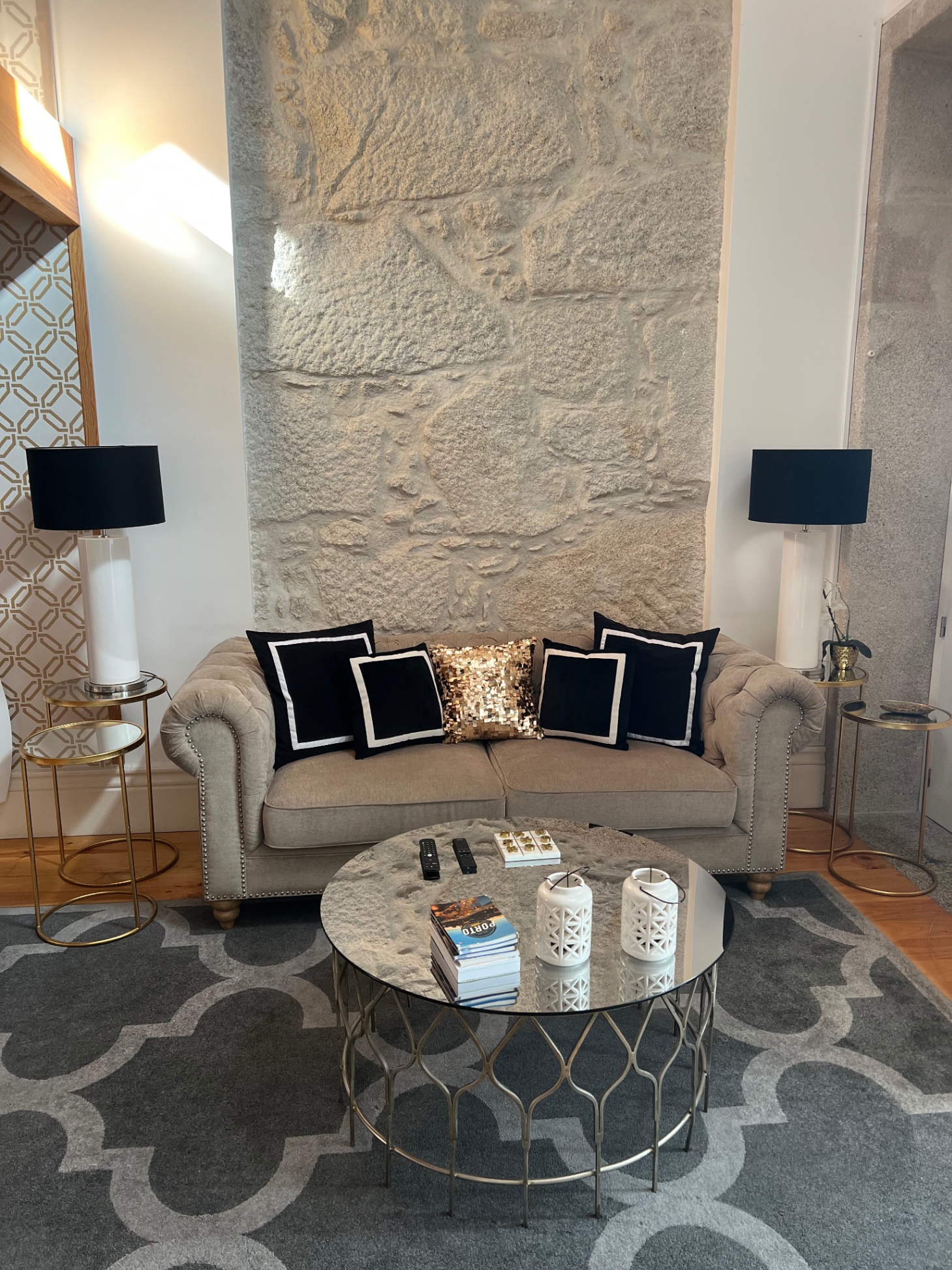 oporto-golden-apartment-your-family-choice/