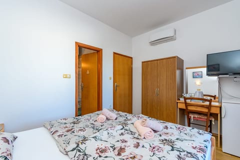 Apartments and Room Ljubica - Unit 206499-16