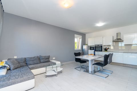 Apartments and Room Ljubica - Unit 206500-16