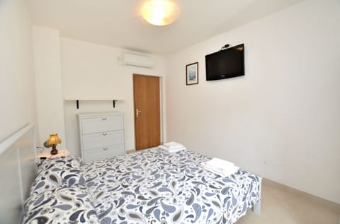 Apartment Anica - Unit 207240-16