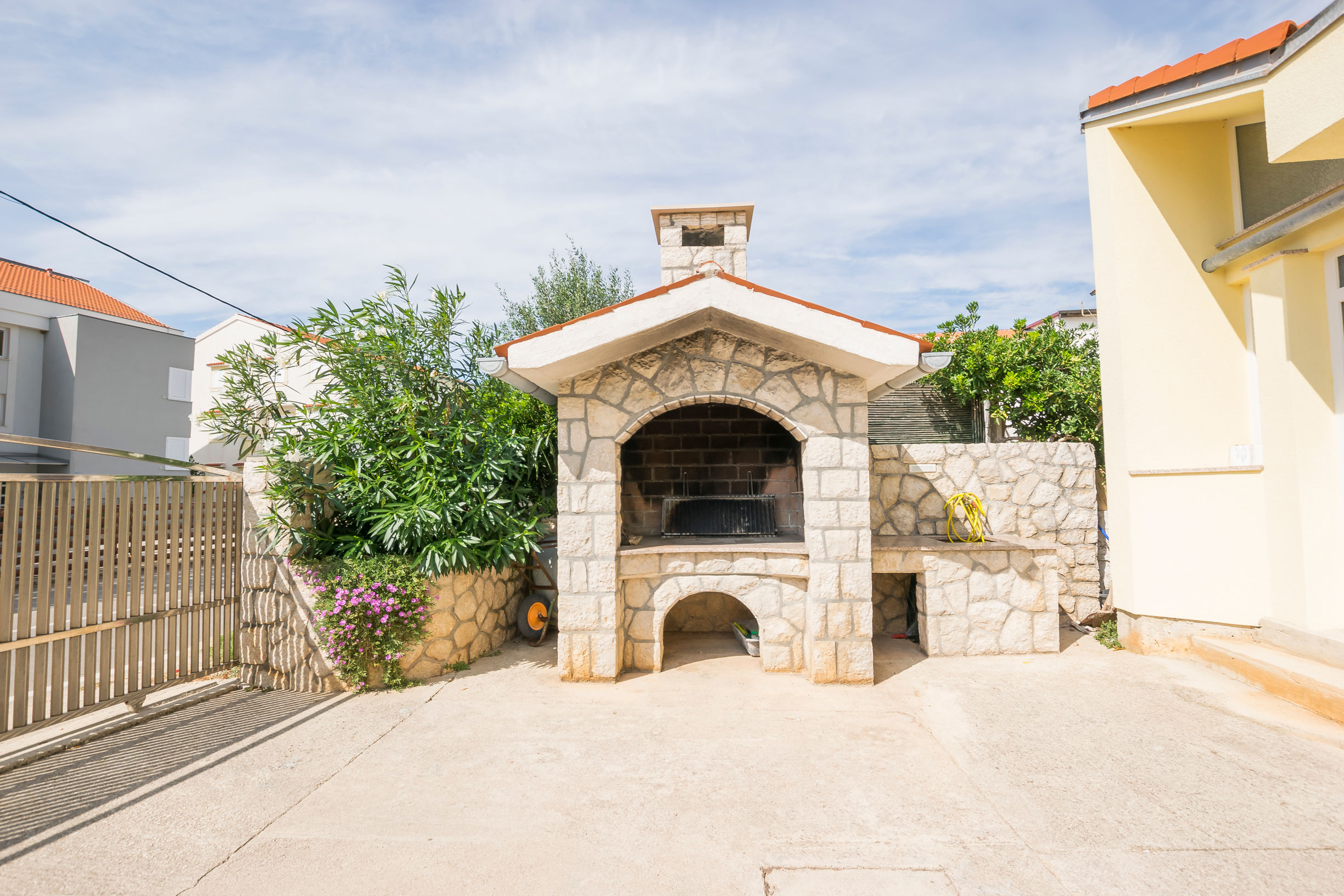 Apartments Only For Family - S1 - Novalja