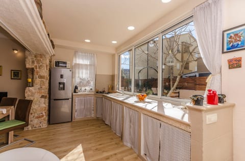 Apartment Mirella II - Unit 206613-16