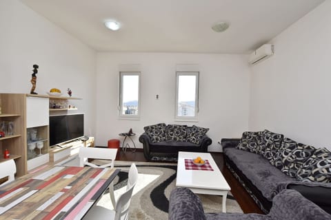 Apartment Branko - Unit 206639-16