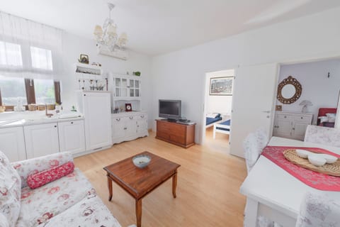 Apartments Villa Renata - Unit 206692-16