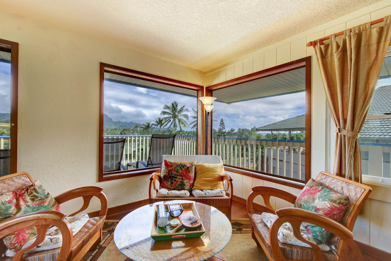 Family Gathering-Walk to Beach• Pool •A/C, Sleep10 - Koloa Family Gathering-Walk to Beach• Pool •A/C, Sleep10 - Koloa