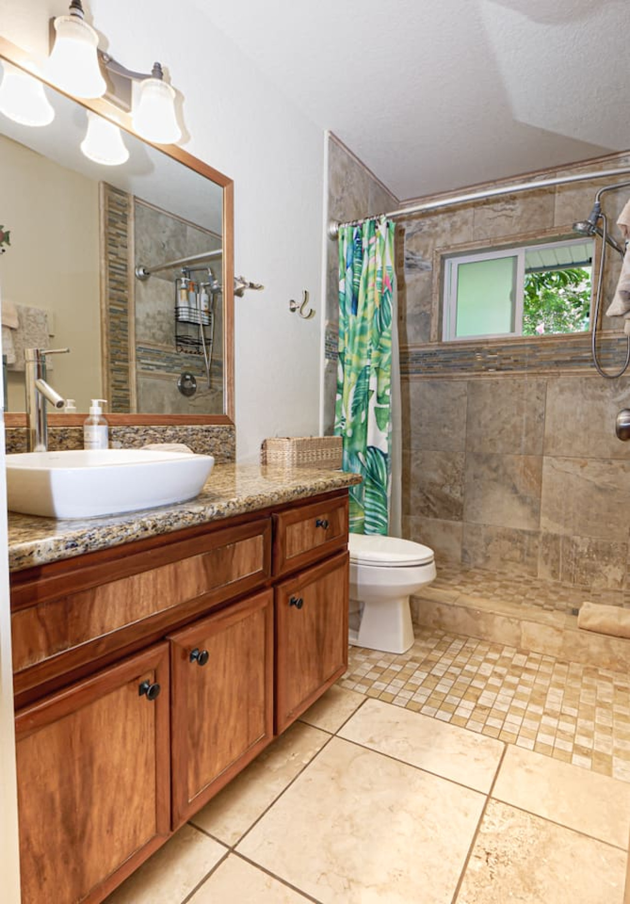 Family Gathering-Walk to Beach• Pool •A/C, Sleep10 - Koloa Family Gathering-Walk to Beach• Pool •A/C, Sleep10 - Koloa