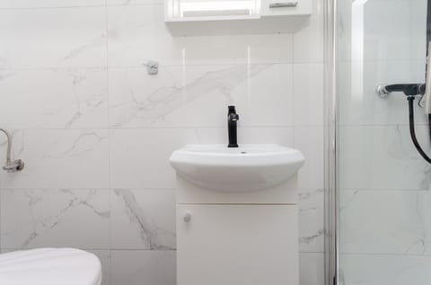 Apartments and Rooms Bianca - Unit 206753-16