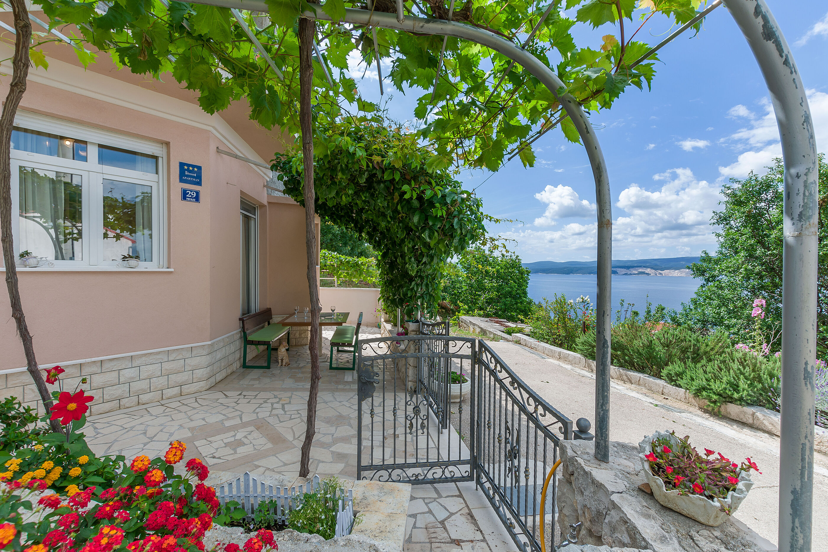 Apartment Marija - A1 - Omiš Apartment Marija - A1 - Omiš