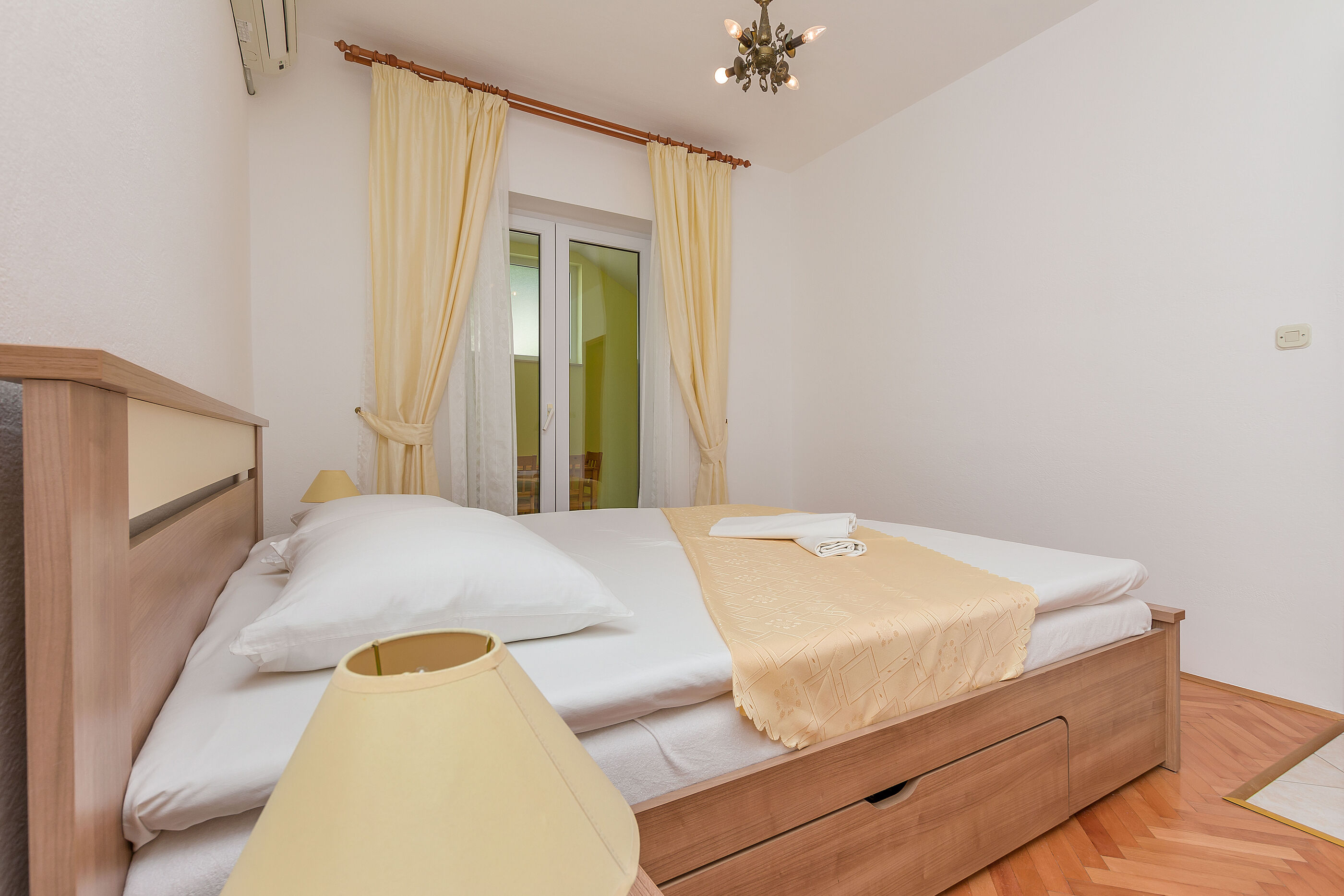 Apartments Kate - A1 - Omiš Apartments Kate - A1 - Omiš
