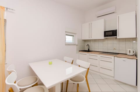 Apartments Ivan - Unit 206828-16