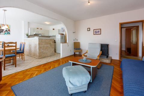 Apartments Alex - Unit 207114-16