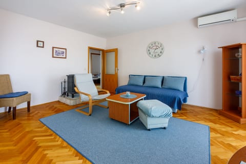 Apartments Alex - Unit 207114-16