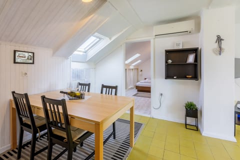 Apartments Alex - Unit 207115-16