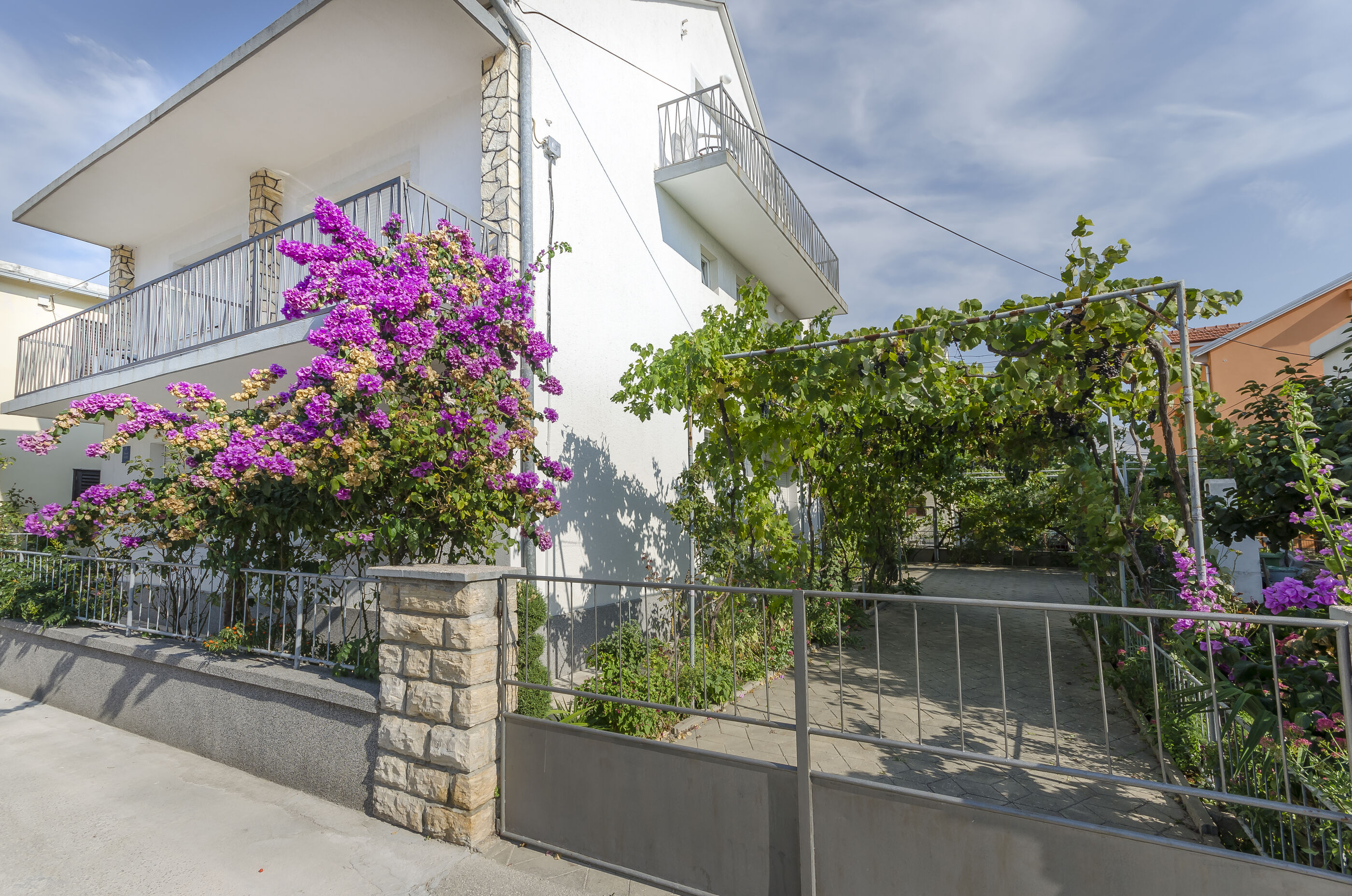 Rooms Mira II - S1 - Vodice Rooms Mira II - S1 - Vodice