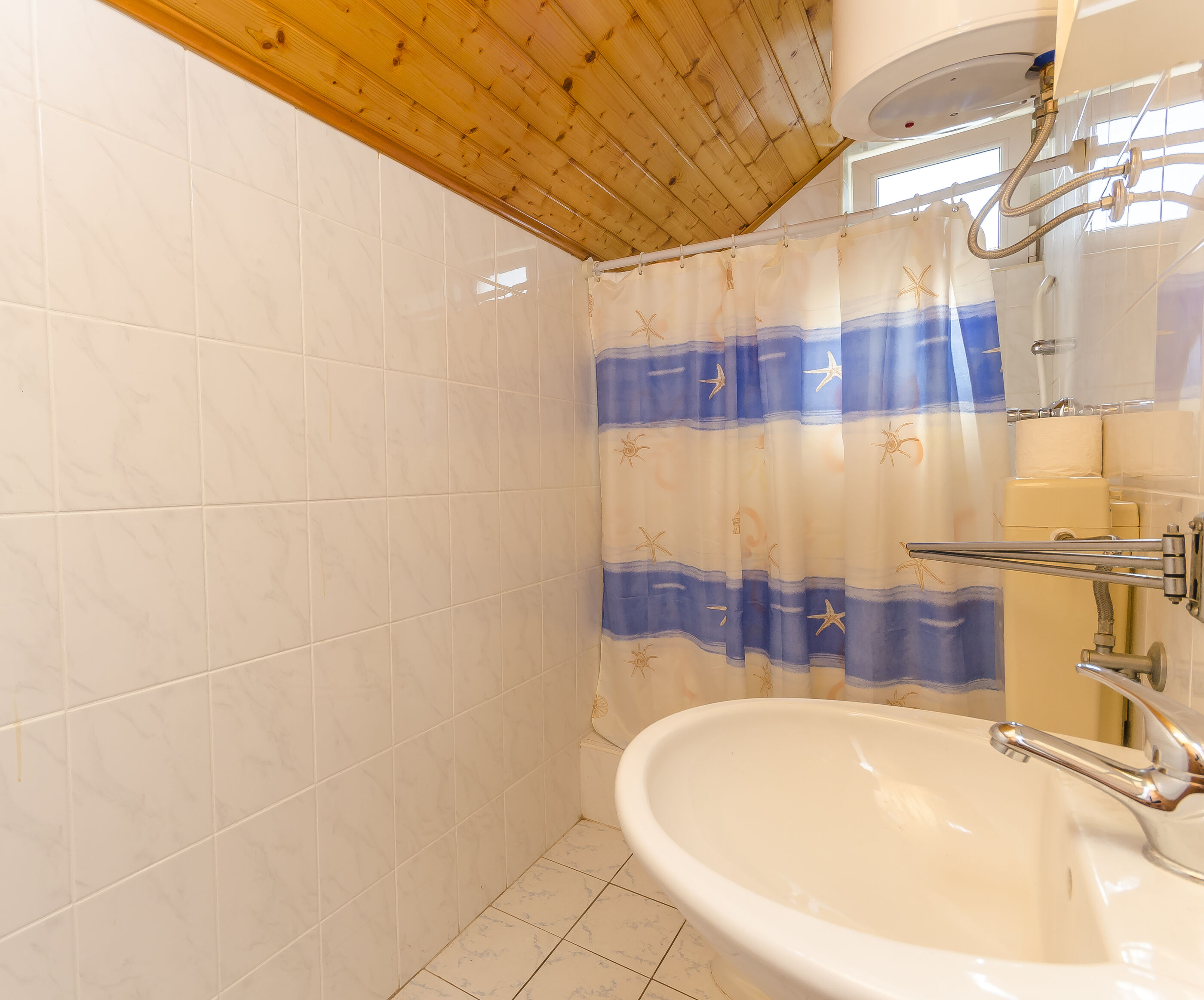 Rooms Mira II - S4 - Vodice Rooms Mira II - S4 - Vodice