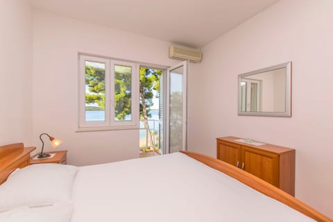 Apartment and Rooms Franka - Unit 207044-16