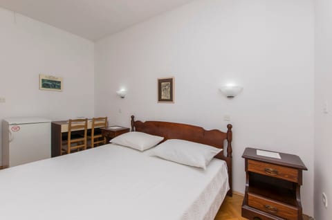 Apartment and Rooms Franka - Unit 207046-16