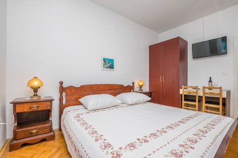 Apartment and Rooms Franka - Unit 210731-16