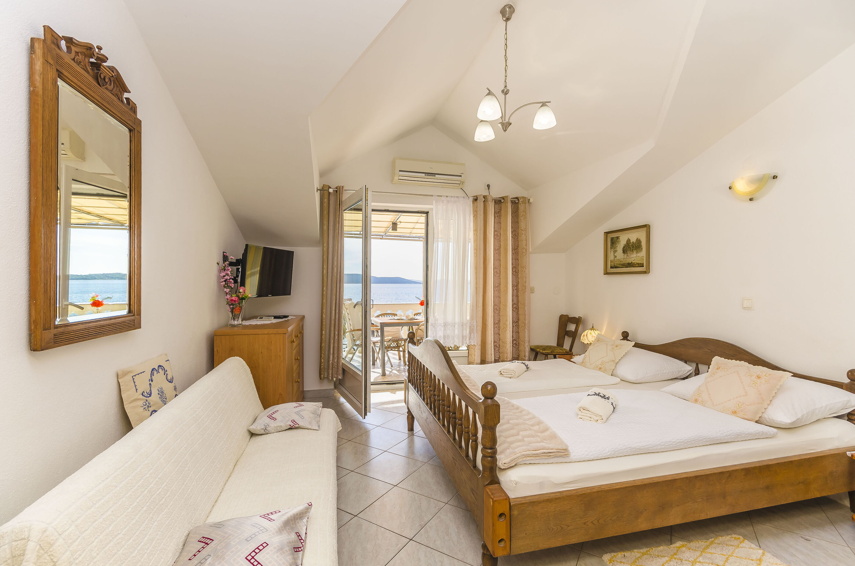 Apartments Ivanka on the beach - A2 - Vodice