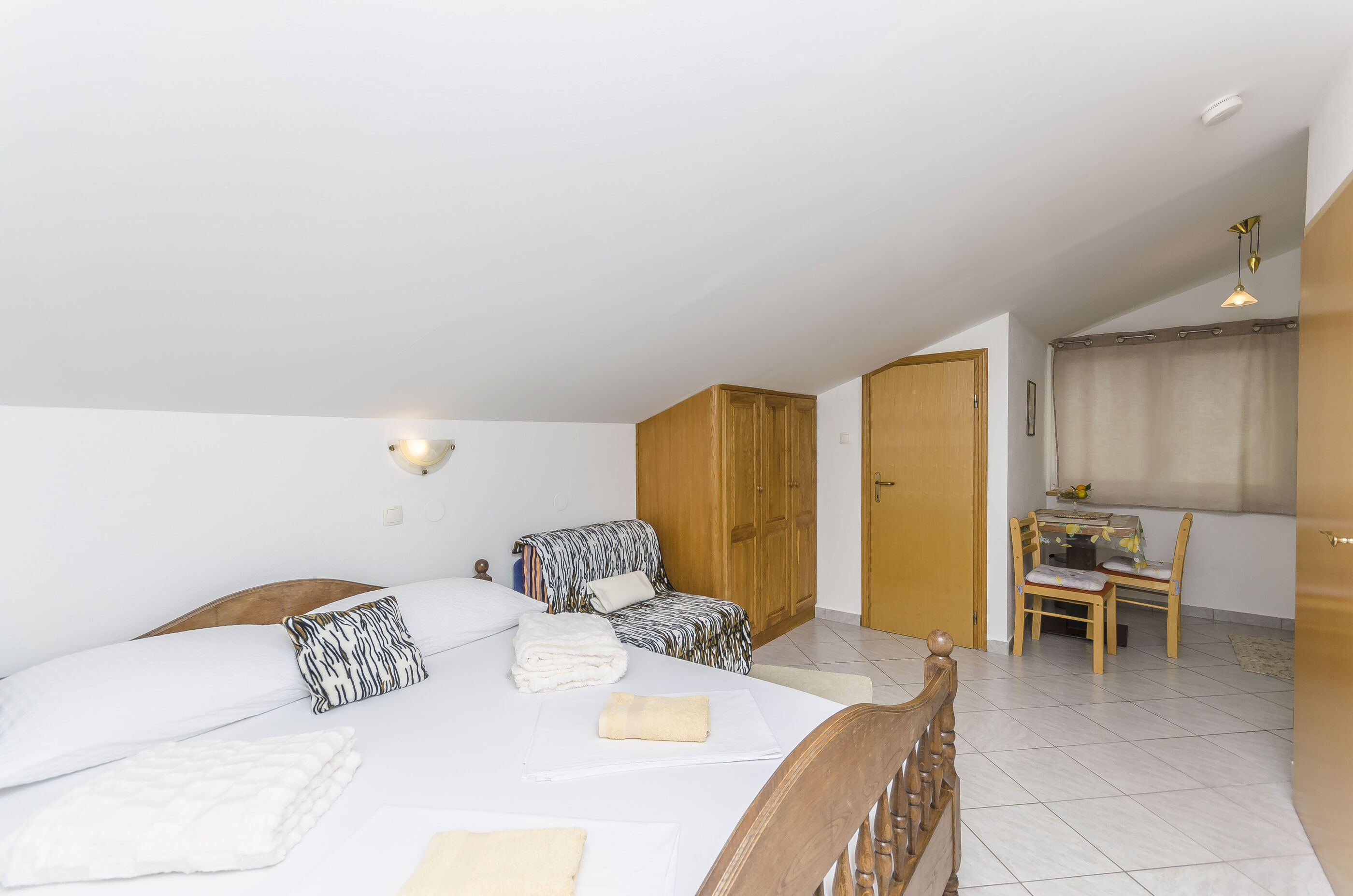 Apartments Ivanka on the beach - A4 - Vodice Apartments Ivanka on the beach - A4 - Vodice