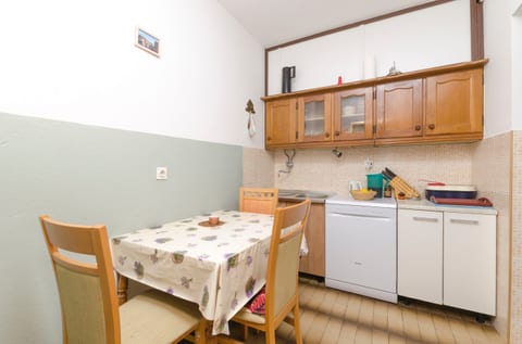 Apartments Luka - Unit 180654-5