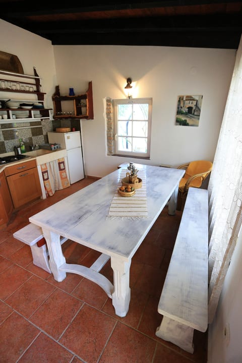 House Kia - Unit 180792-5