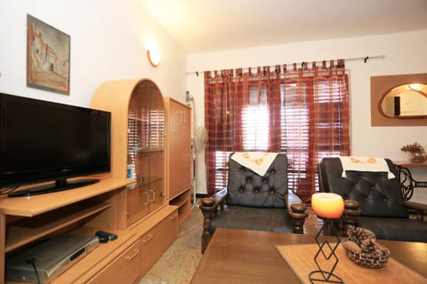 House Kia - Unit 180792-5