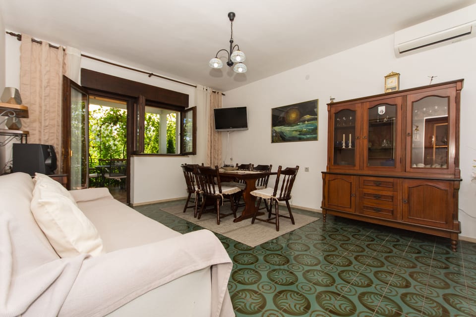 Apartment Lorenzo - Unit 181226-5 - Croatia