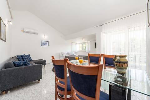 Apartments Pavlak - Unit 181444-5