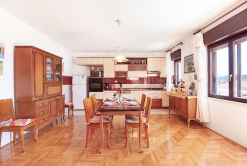Apartment Meri - Unit 181460-5