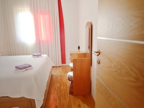 Apartment Dane - Unit 209230-5