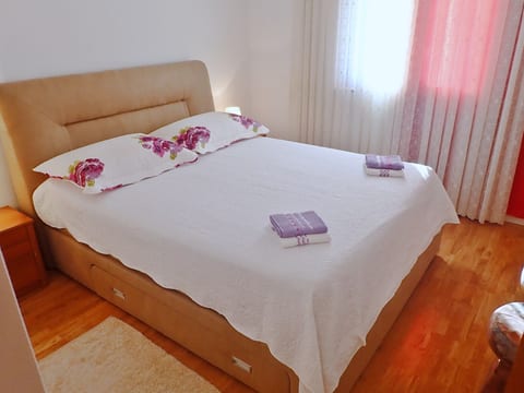 Apartment Dane - Unit 209230-5