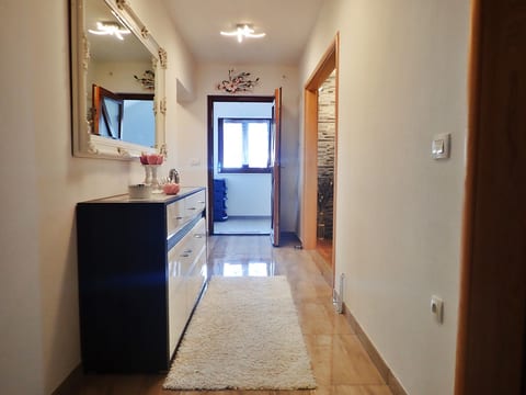 Apartment Dane - Unit 209230-5