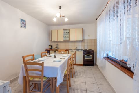 Apartments Josip - Unit 181847-5